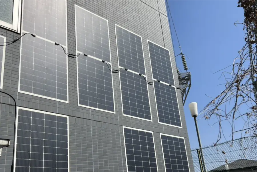 従来のパネルでは実現不可能
ペラペラ太陽光はココが違う！